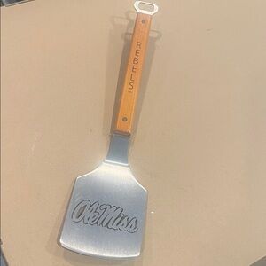 Ole Miss Rebels Spatula with Wooden Handle